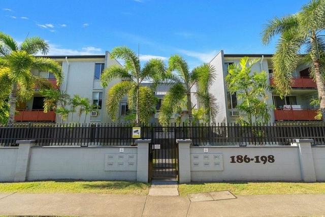 10/186 Lake Street, QLD 4870