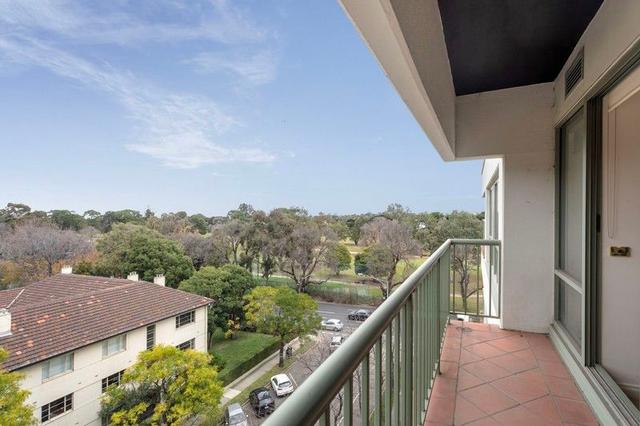504/15 Queens Road, VIC 3000