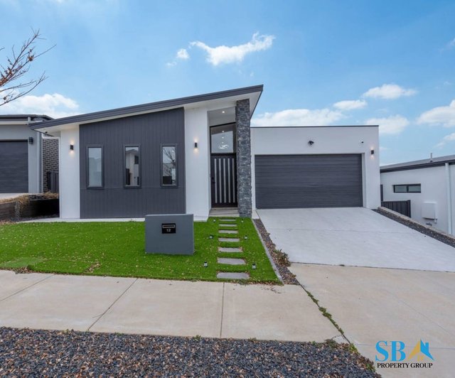12 Baas Becking Street, ACT 2611