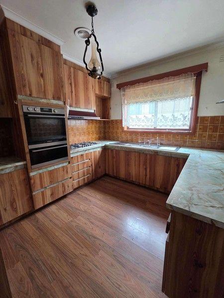 2/1327 Centre Rd, VIC 3168