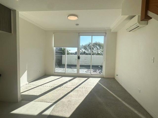 44/2-6 Messiter St, NSW 2194