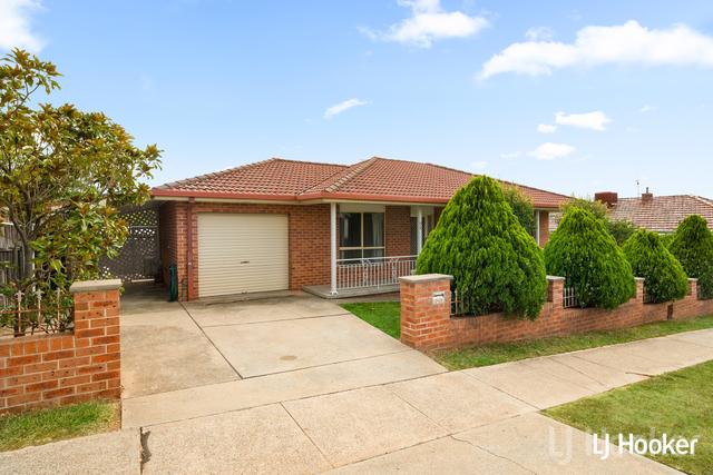 2/31 Stornaway Road, NSW 2620