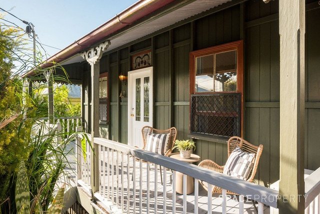 25 Little Street, QLD 4059