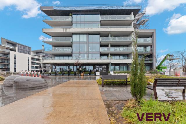 8/17 Eastlake Parade, ACT 2604