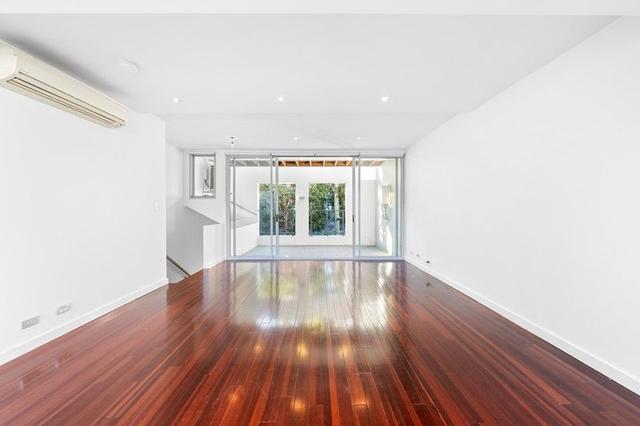 86A Henderson Road, NSW 2015