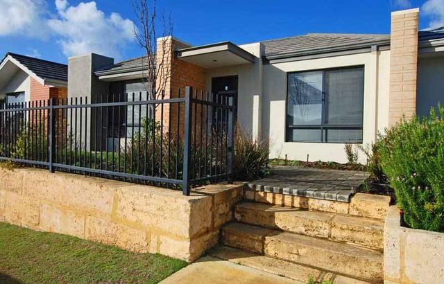 8/2 Pemberton Boulevard, WA 6171
