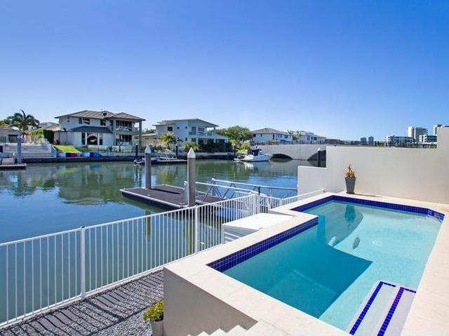 1/19 South Quay Drive, QLD 4216