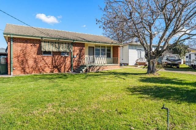 10 Sepik Road, NSW 2650