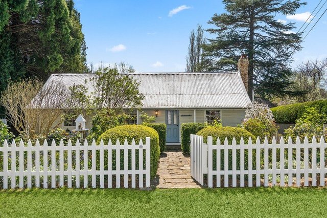 16 Jellore Street, NSW 2577