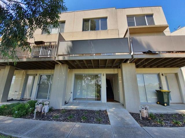 10/1 Clearwater Rise Parade, VIC 3029