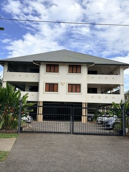 12/17-19 Upward Street, QLD 4870