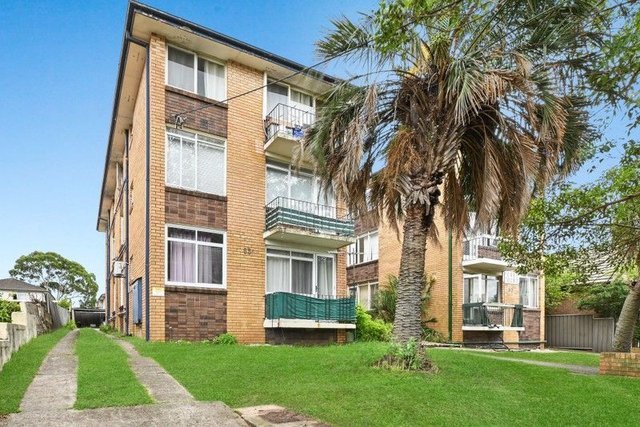 Unit 2/65A Harrow Road, NSW 2144