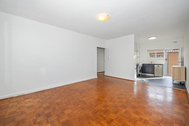 7/11 Outram Street, WA 6005