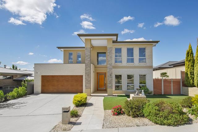 12 Yorston Street, ACT 2611