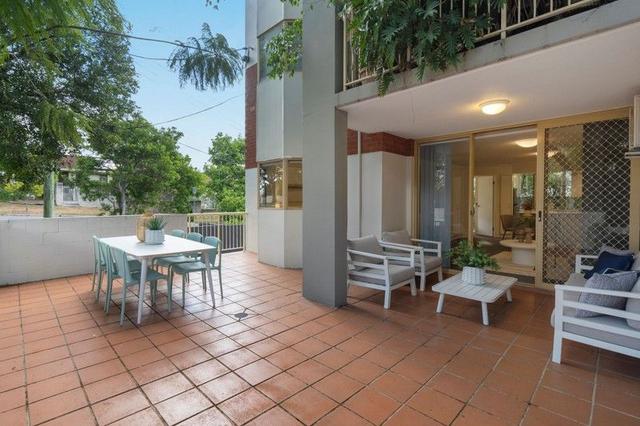 8/15 Clarence Road, QLD 4068