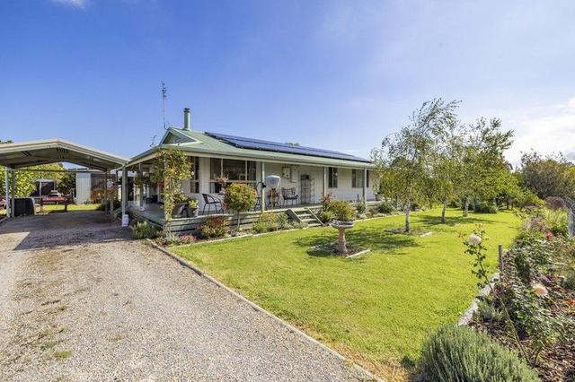 11 Plover Grove, VIC 3904