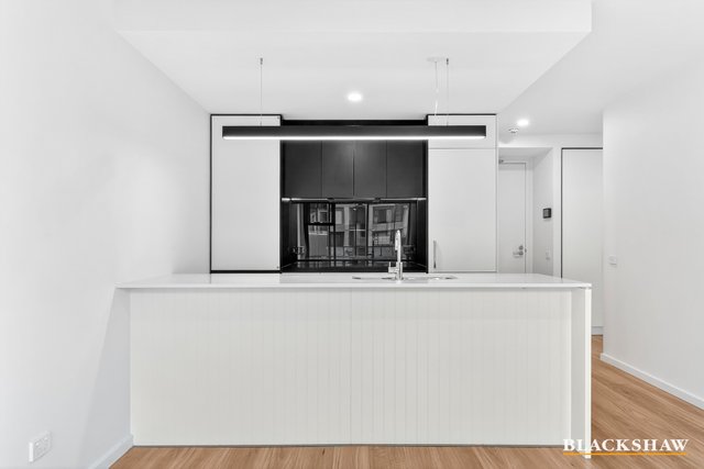 612/19 Challis Street, ACT 2602