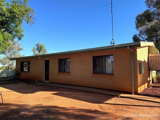 1 Kurrajong Circle, NSW 2835