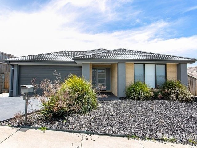9 Heathland Av, VIC 3820
