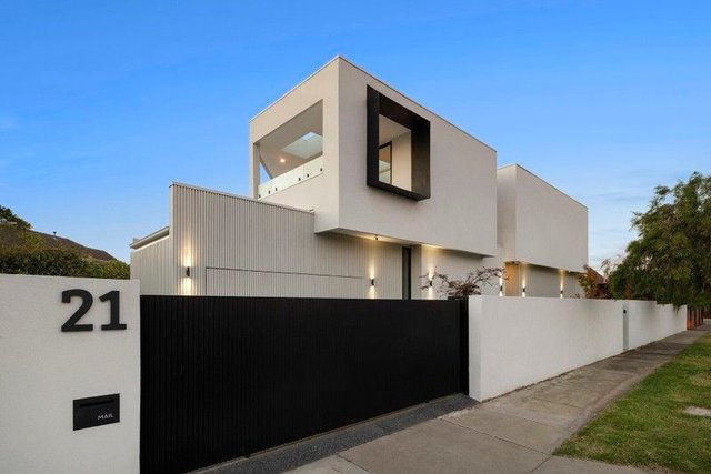 21 Warrigal Road, VIC 3194