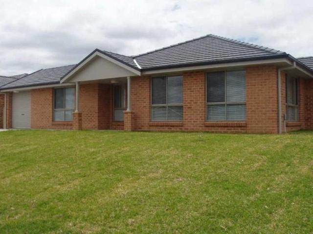 1/2 Minimbah Cl, NSW 2340