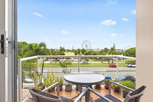 13/130 Marine Parade, QLD 4215