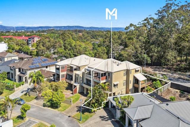 4/11 Winton Terrace, QLD 4227