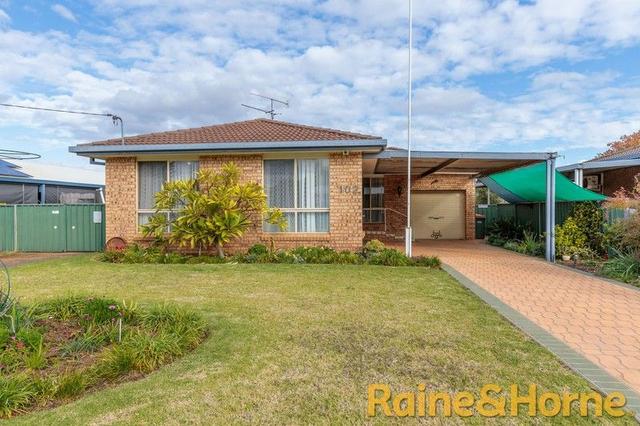 102 Wattle Crescent, NSW 2821