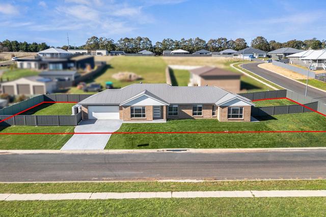 43 Graham Crescent, NSW 2583