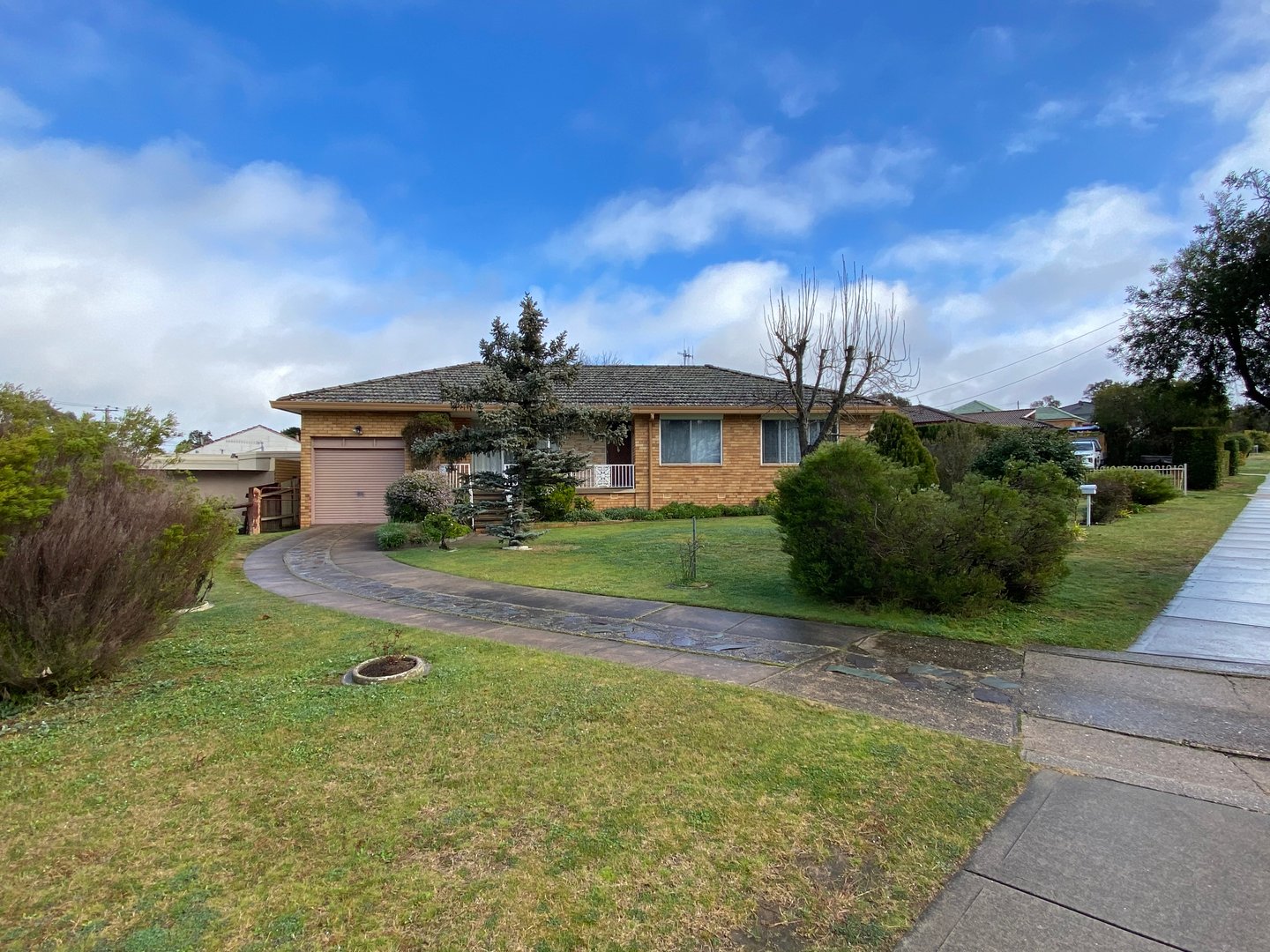 2 Bradford Drive, Goulburn NSW 2580 Allhomes