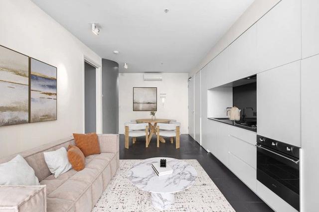 702/7 King Street, VIC 3181