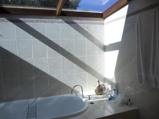 4 Bathroom-overhead conservatory