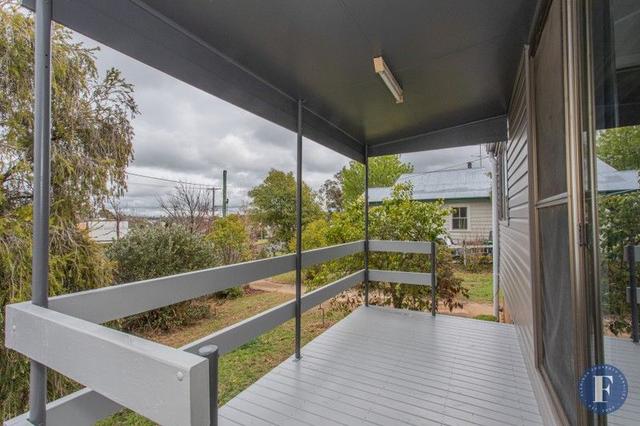 6 O'Brien Street, NSW 2810