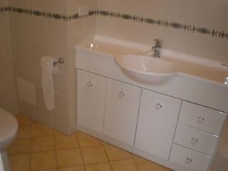 Ensuite (2010-11-10)