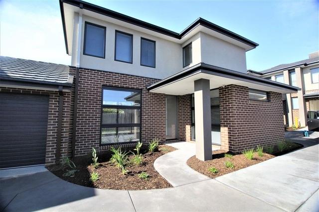 2/12 Woonah Street, VIC 3148