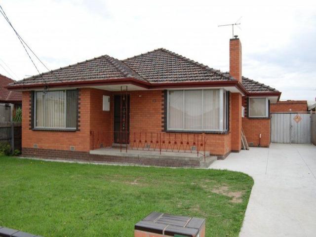 15 Louise Street, VIC 3075