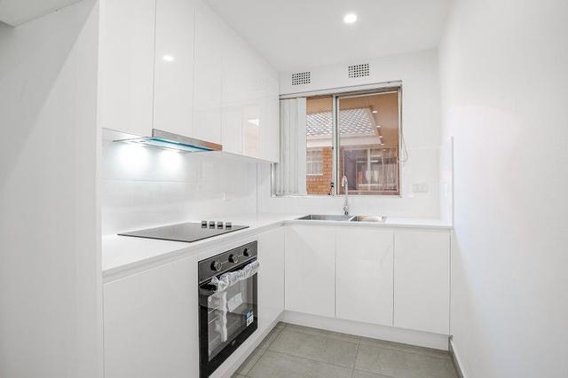 12/21 Romilly Street, NSW 2210