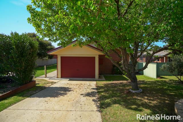 39 Schipp Street, NSW 2651