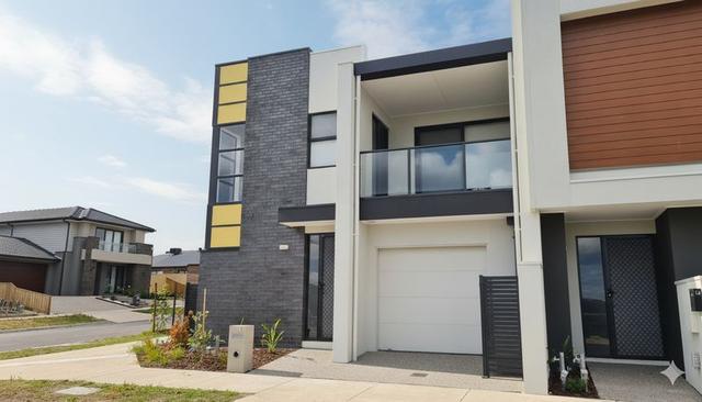 15 Ramornie Loop, VIC 3750