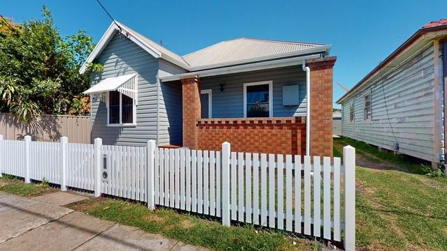 11 Roe Street, NSW 2304