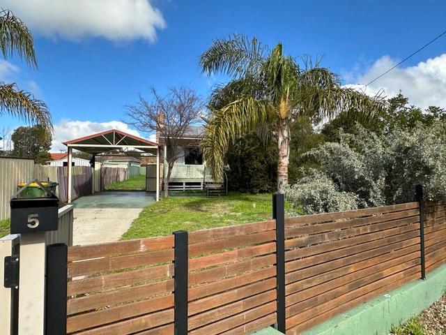 5 Ashworth Crescent, WA 6312