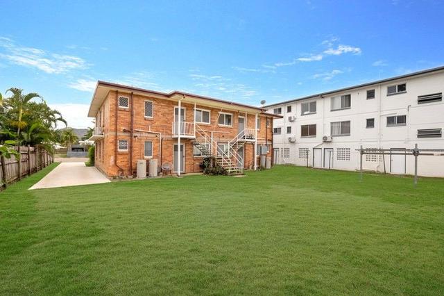 2/15 Gleeson Street, QLD 4812