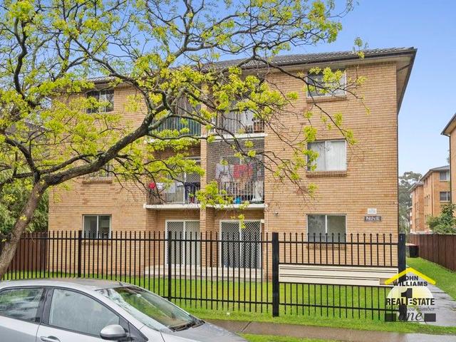 7/9 Hart Street, NSW 2170