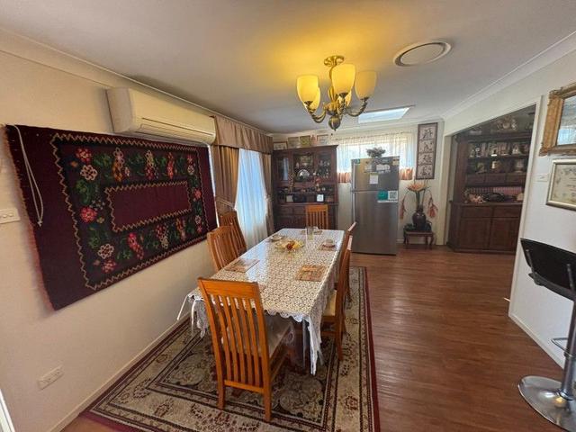 10 Tallowood Avenue, NSW 2170