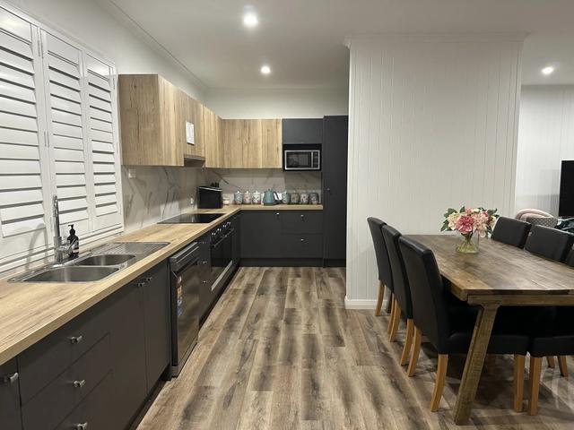 7 Cajuput Street, WA 6743