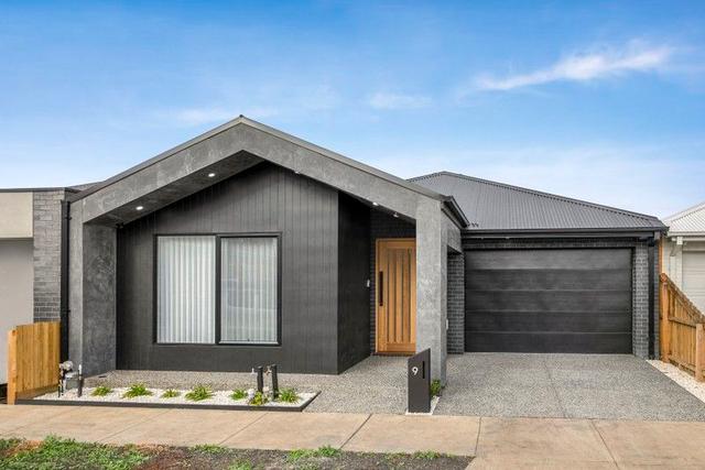 9 Malkari Circuit, VIC 3059