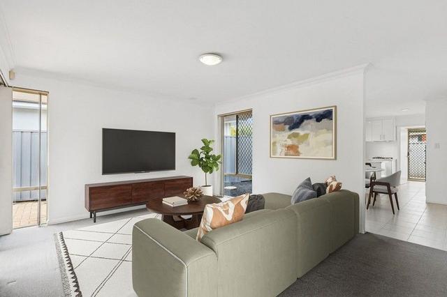 1/11 Yarruk Street, WA 6060