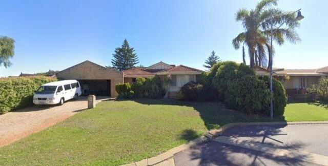 20 Camargue Green, WA 6173