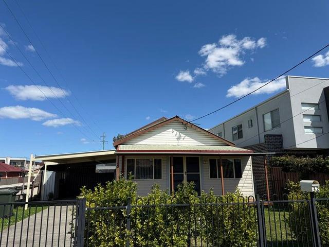 32 Earl Street, NSW 2166