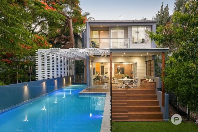 15 Howard Street, QLD 4064